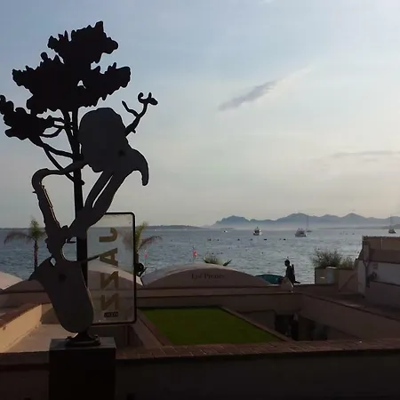 Serenity Les Pins *